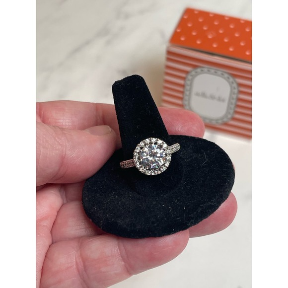 NEW Stella & Dot ELINA CZ Cubic Zirconia Halo Ring Silver Rhodium Retired Sz 8 - Picture 16 of 16